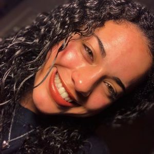 Meet your Posher, Sofia